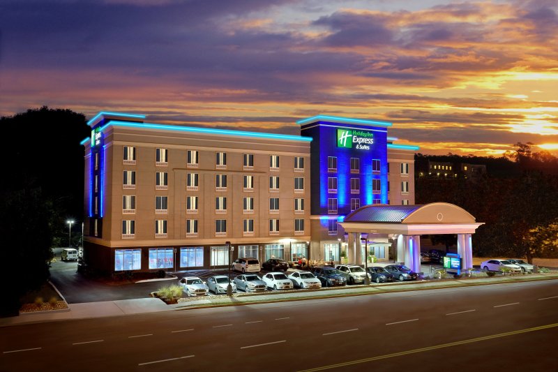 Best Dog Friendly Hotels Knoxville Tennessee