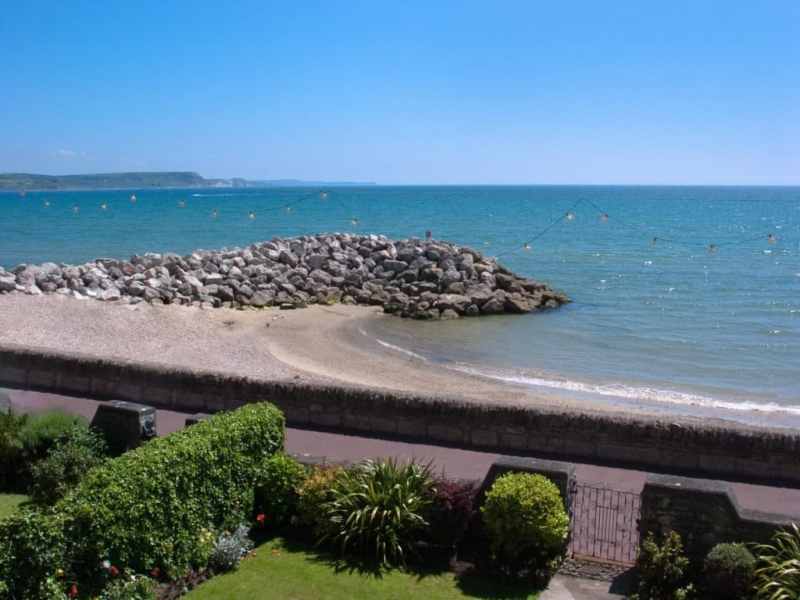 Dog Friendly Holidays Lyme Regis